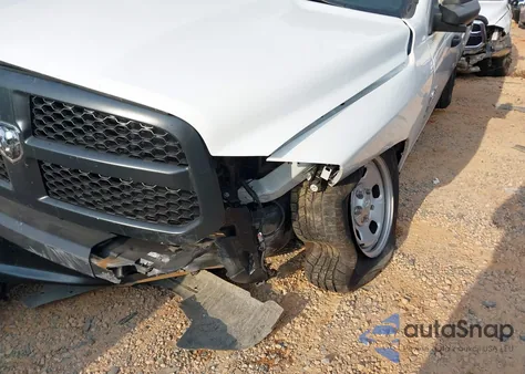 2022 Ram 1500 Classic Tradesman 4X4 5'7 Box from USA, damaged, VIN 1C6RR7KG6NS224392